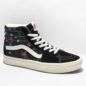 VANS | Sk8-Hi ComfyCush Fatal Floral & Black Skate Shoes